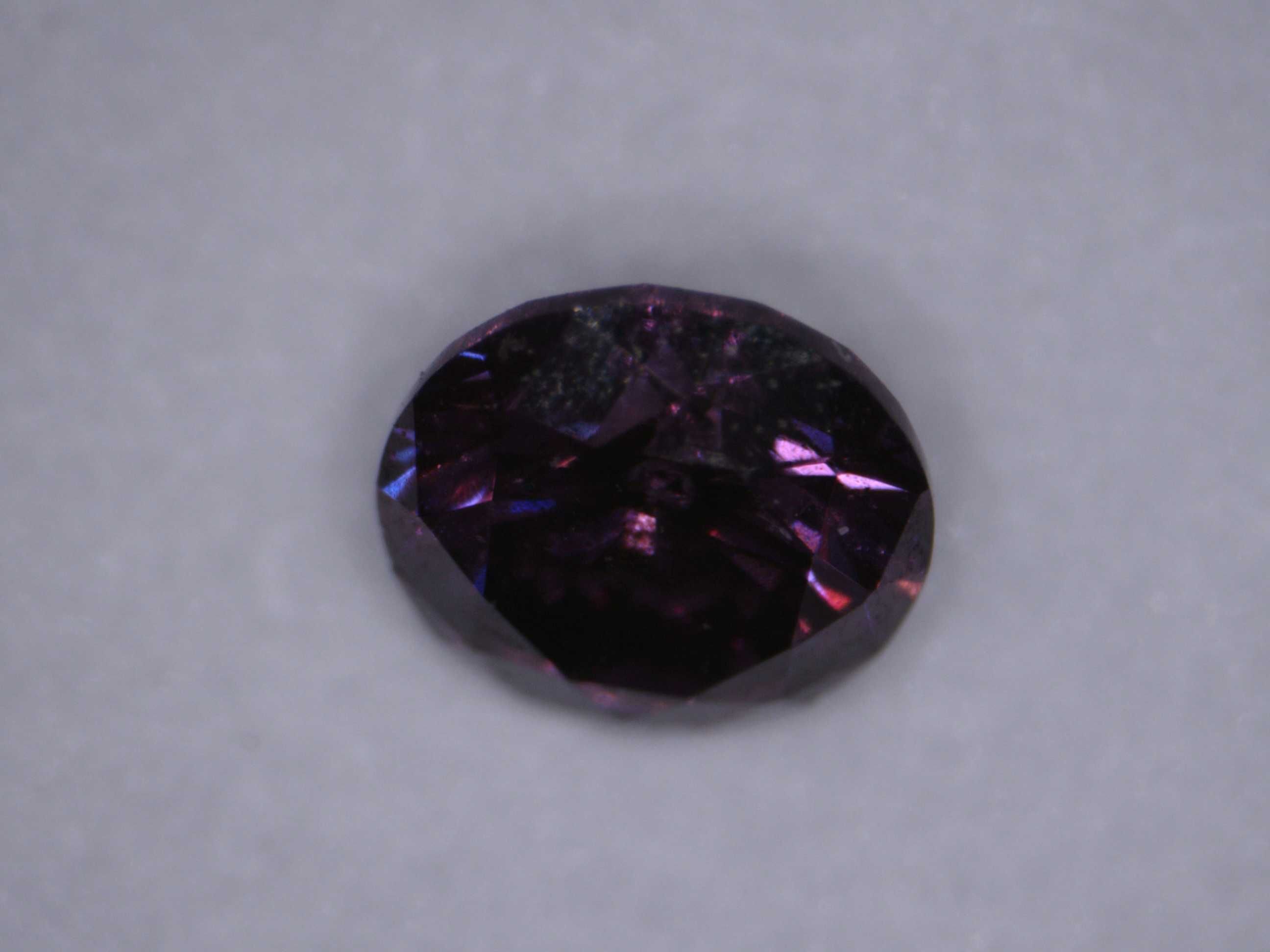 Diament 0.04ct Fioletowy Brylant I1