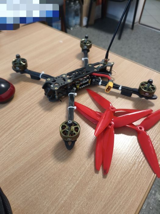 Fpv 7" elrs 2.4GHz + 4s1p 3500mah