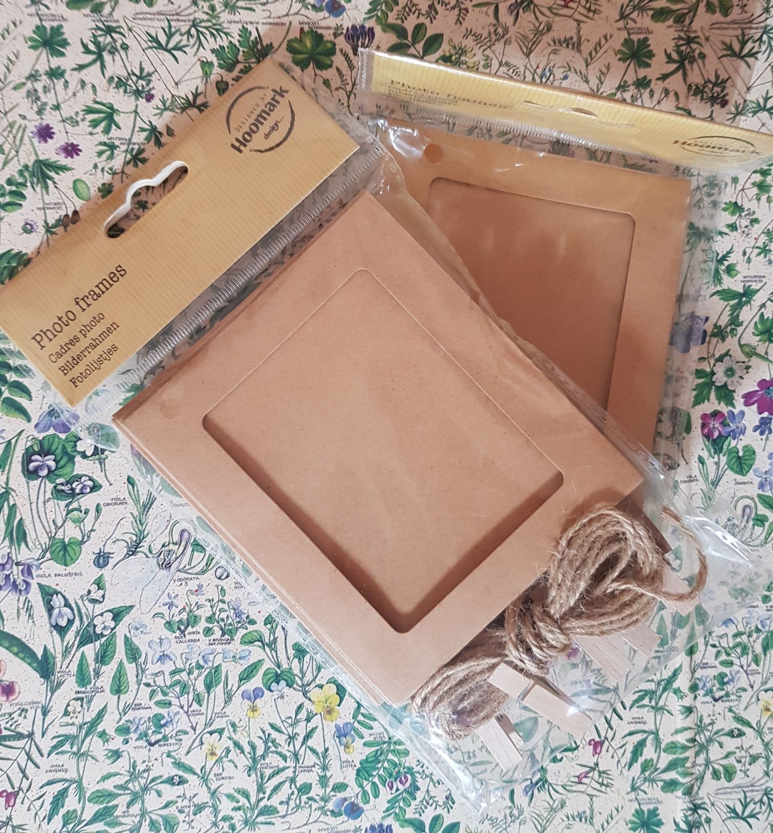 Hoomark. Kraft Paper Photo Frames DIY. Фоторамки. Instaphoto Design