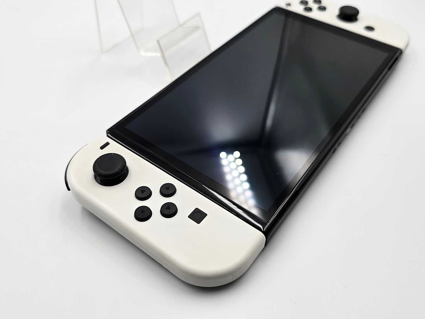 NINTENDO SWITCH OLED +2 gry Spongebob + Super Mario 3D World GWARANCJA