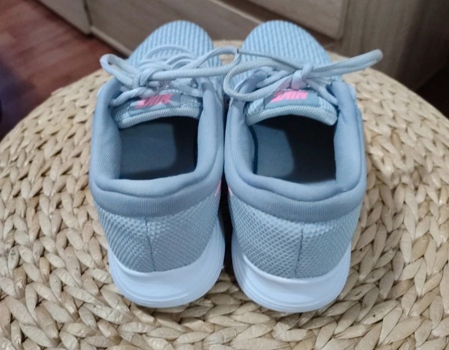 Sapatilhas Nike revolution 4