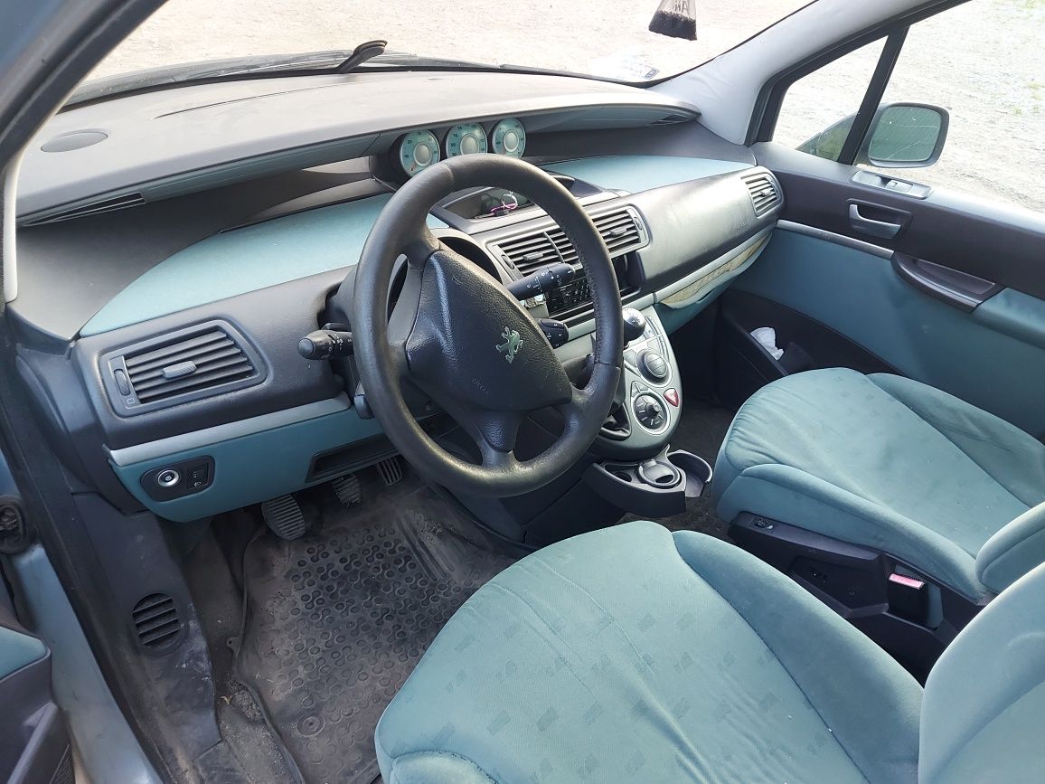 Peugeot 807 pali jeździ