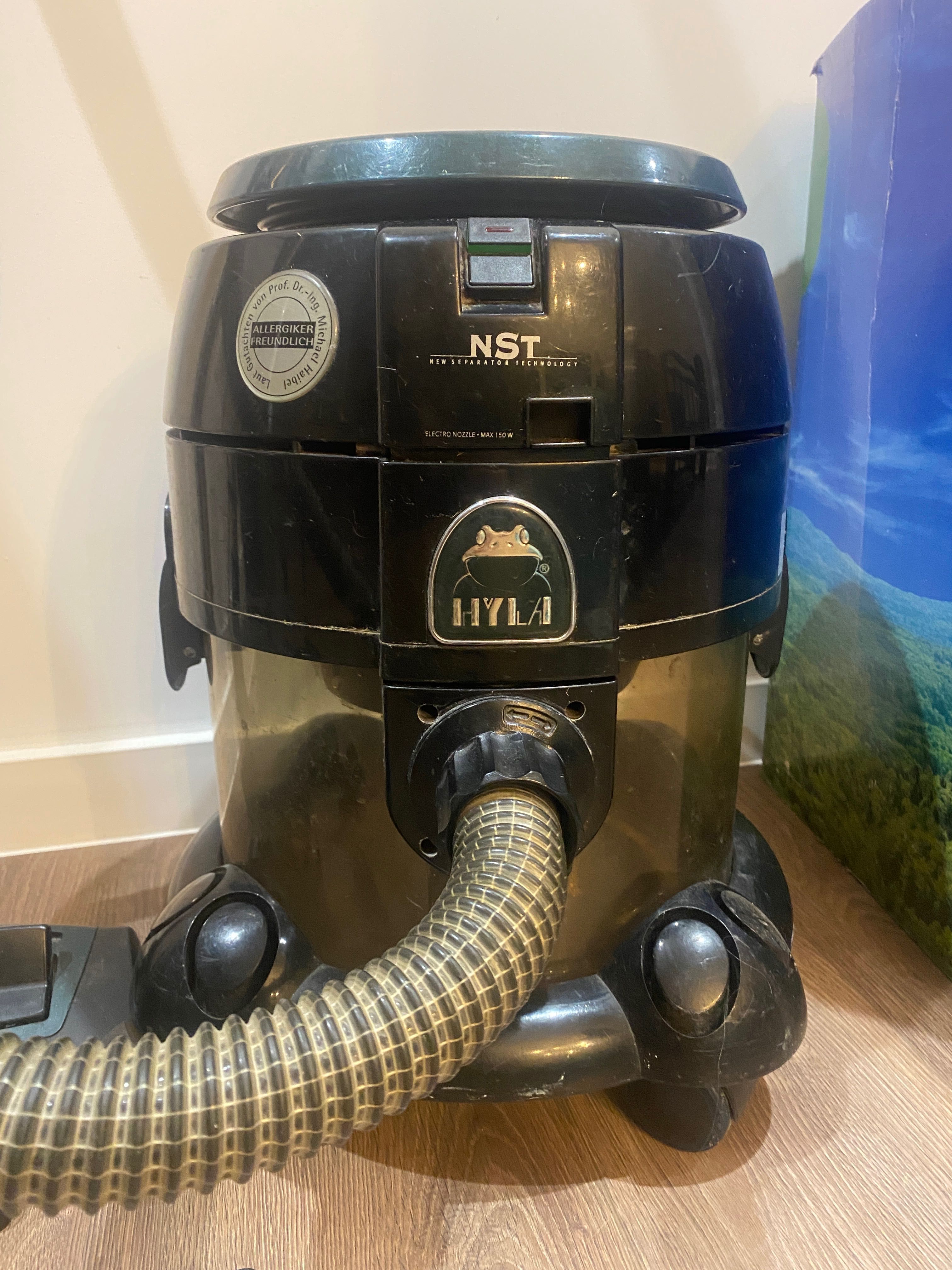 Продам пылесос очистительную систему Hyla NST