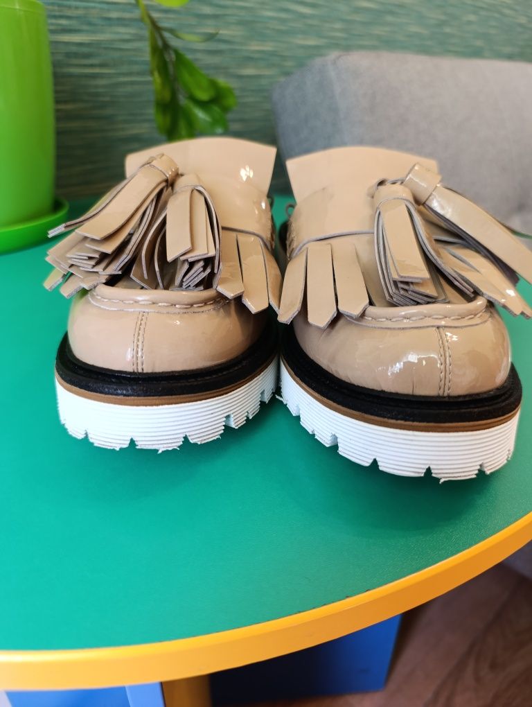 Шикарные лоферы Италия MSGM