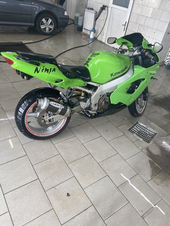 Kawasaki Ninja zx9r в гаронму стані