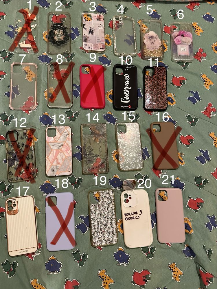 Vendo capas para IPHONE 11 + Pingente para telemóvel + Fones wireless