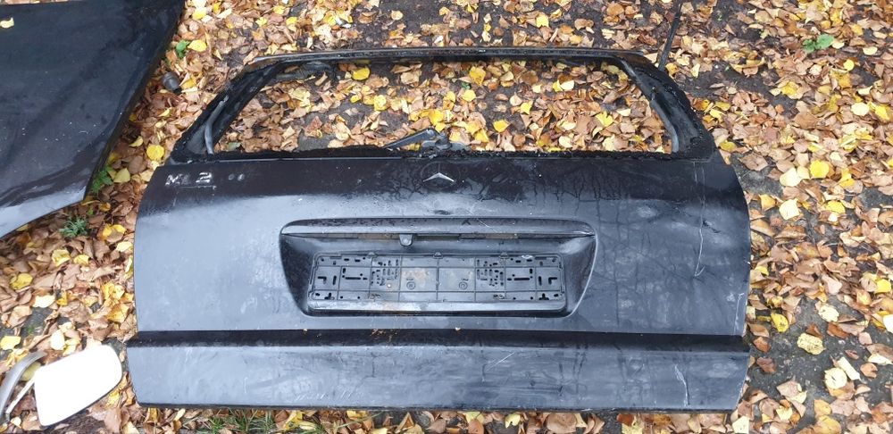 Mersedes W163 ML class двери карты капот ляда руль