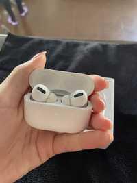 Навушники airpods