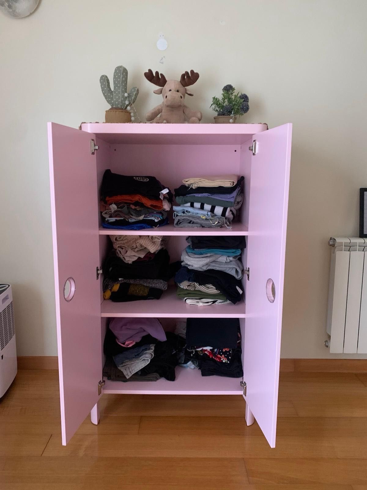 Armário e cómoda IKEA
