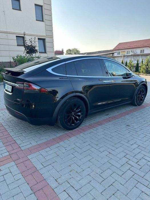 Tesla Model X Dual Motor 2017 Європа