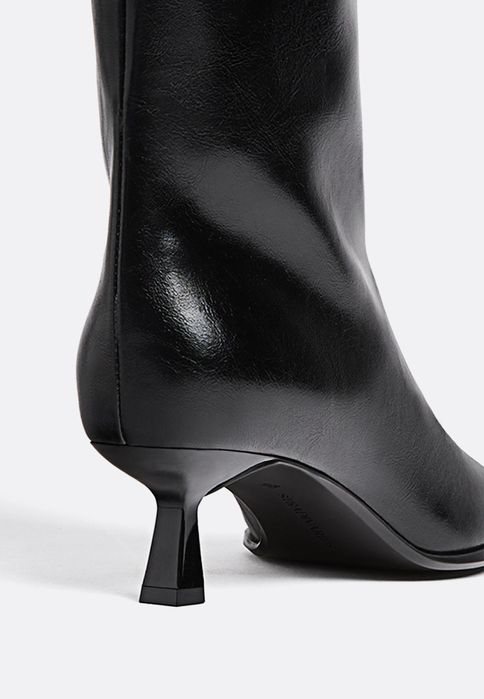 Чоботи на підборах STRADIVARIUS