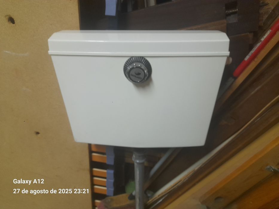 Autoclismo de parede Sanijato