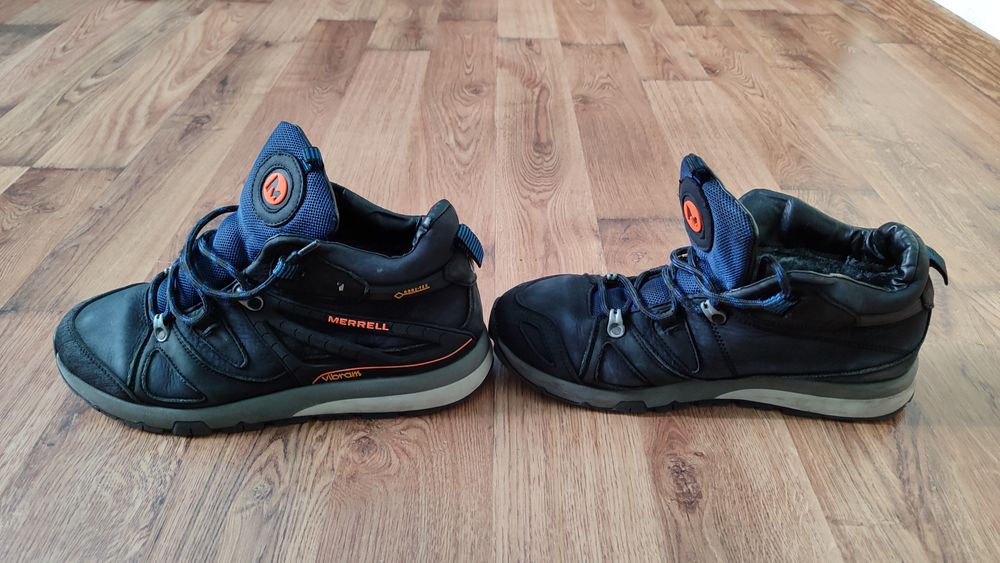 Шкіряні зимові ботинки 42 розміру