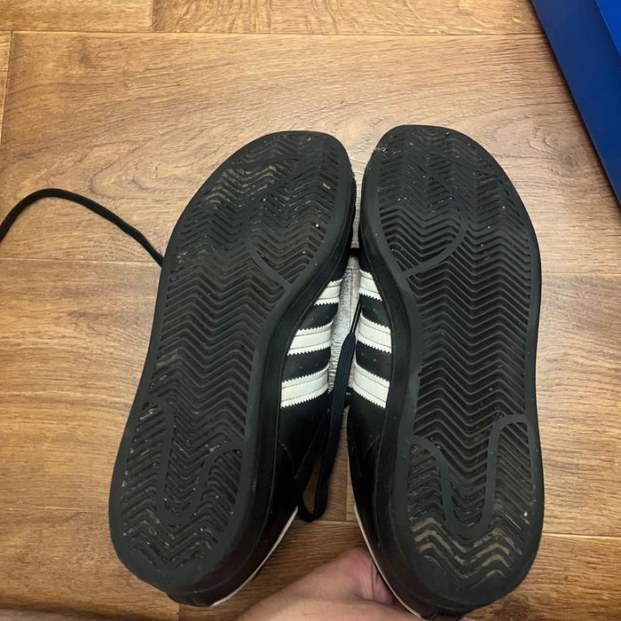 Adidas superstar 42