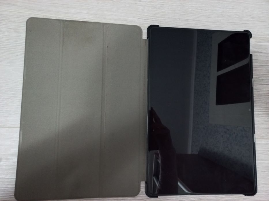 Срочно продаю Планшет