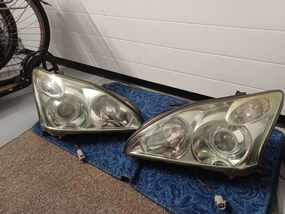 Lampy Lexus RX300