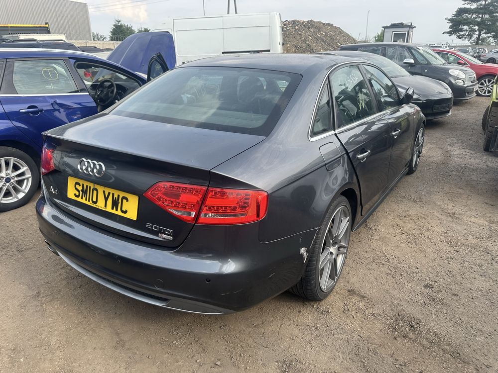 Audi A4 S line silnik 2.0 TDI CAGA 2010r,Anglik z kluczykami