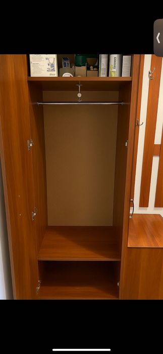 Шафа в коридор коричнева