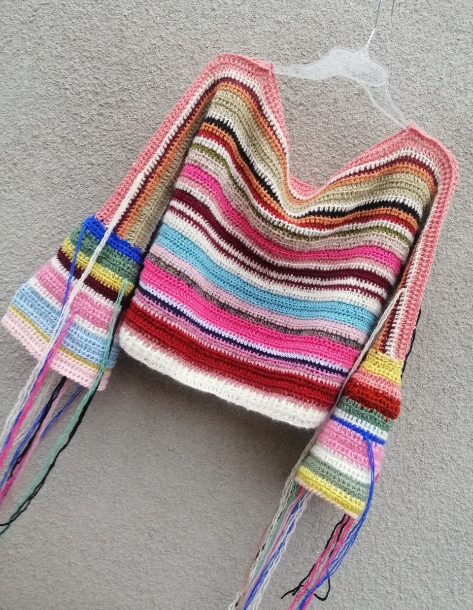 Handmade sweterek krótki oversize ręcznie robiony