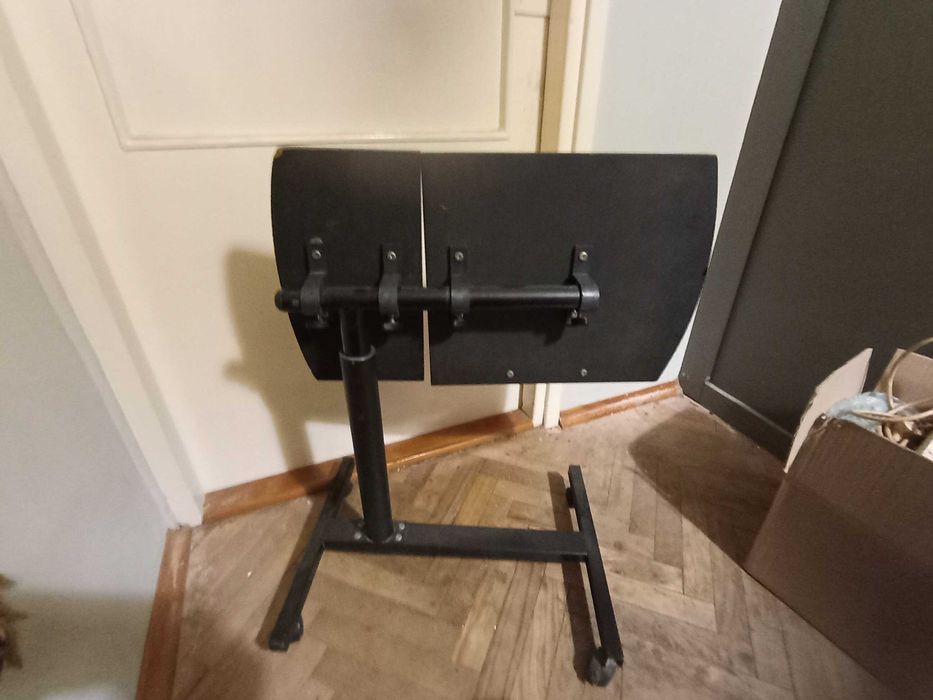 Stolik regulowany do laptopa