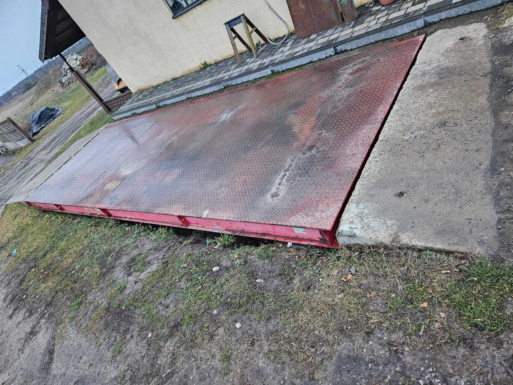 Waga 15 Ton z najazdami elektroniczna BRUTTO 23%