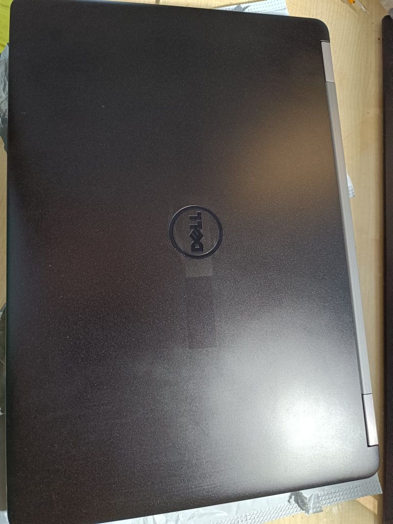 Dell latitude 5470. Нетбук 16гб DDR4. Intel Core I5. SSD 250gb Ноутбук