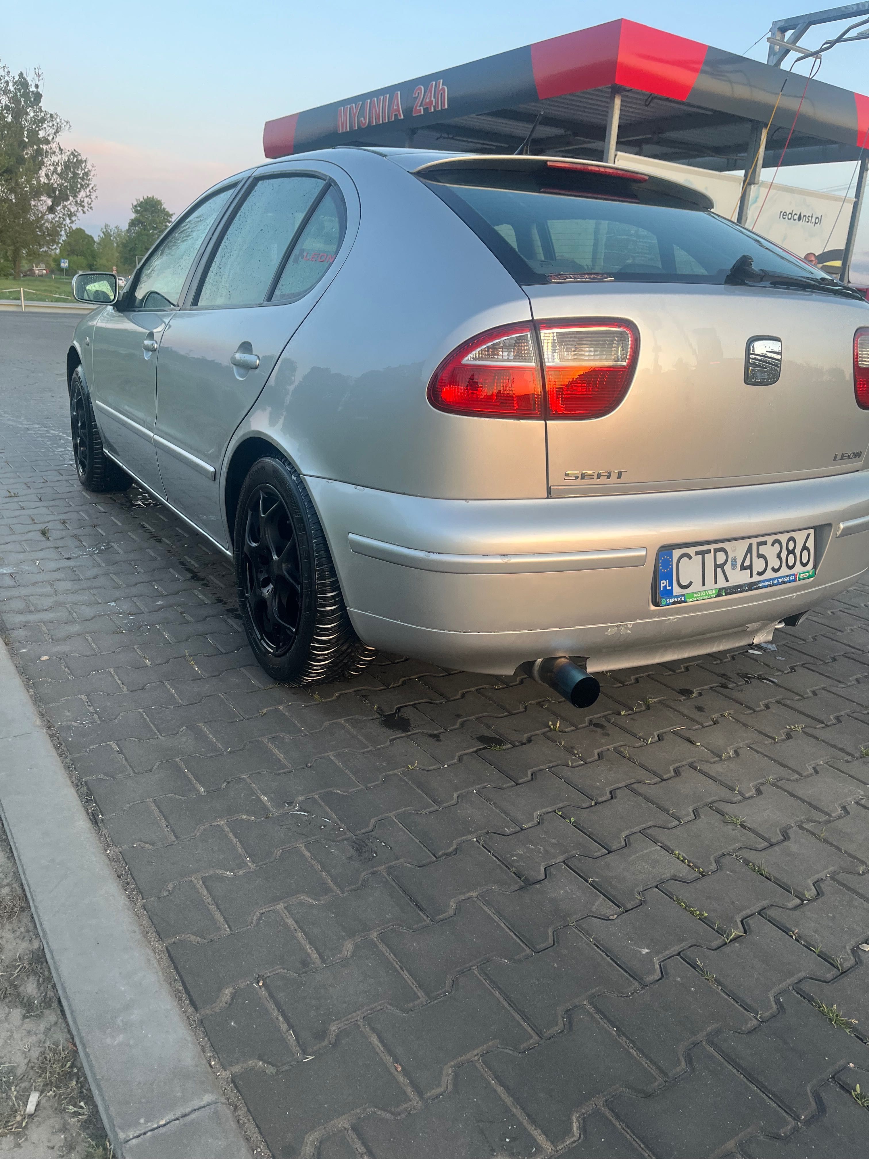 Sprzedam Seata Leona 1.6 sr