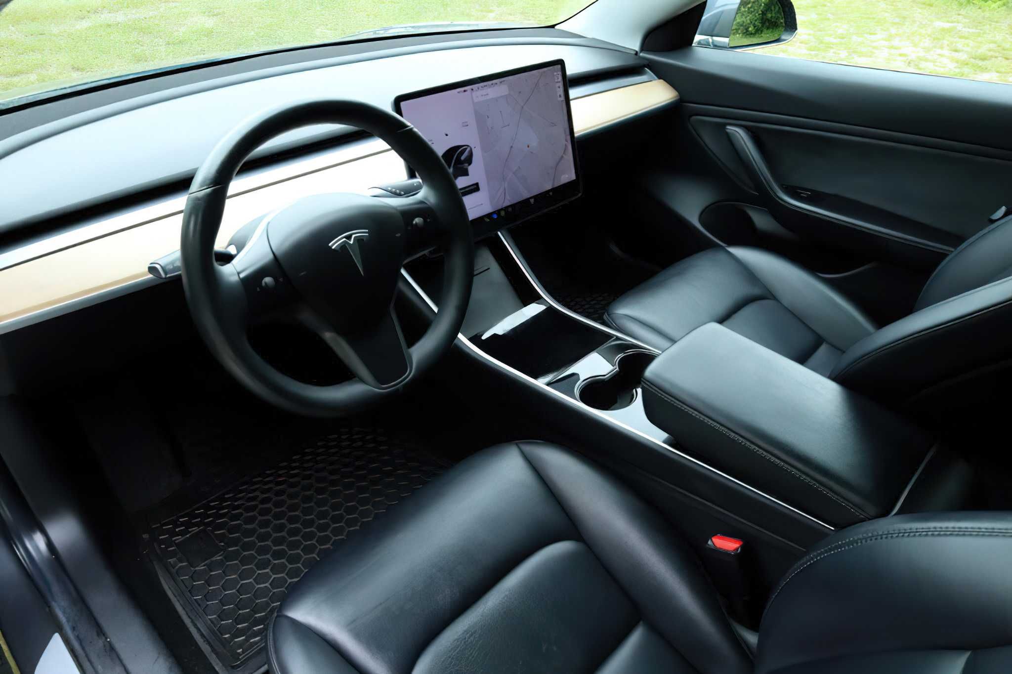 Tesla Model 3 Long Range 2018