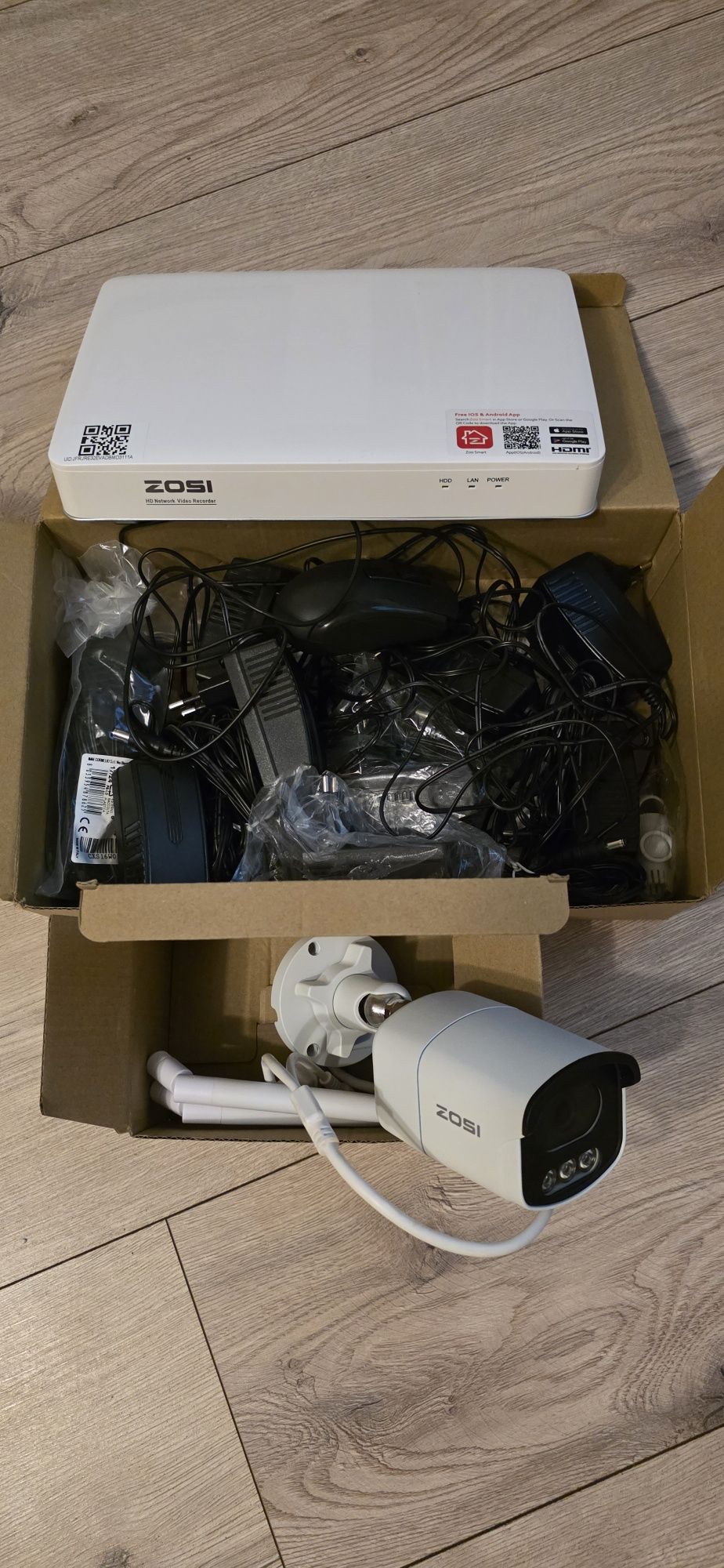 System kamer bezpieczeństwa ZOSI 4MP QHD 2.5K WiFi