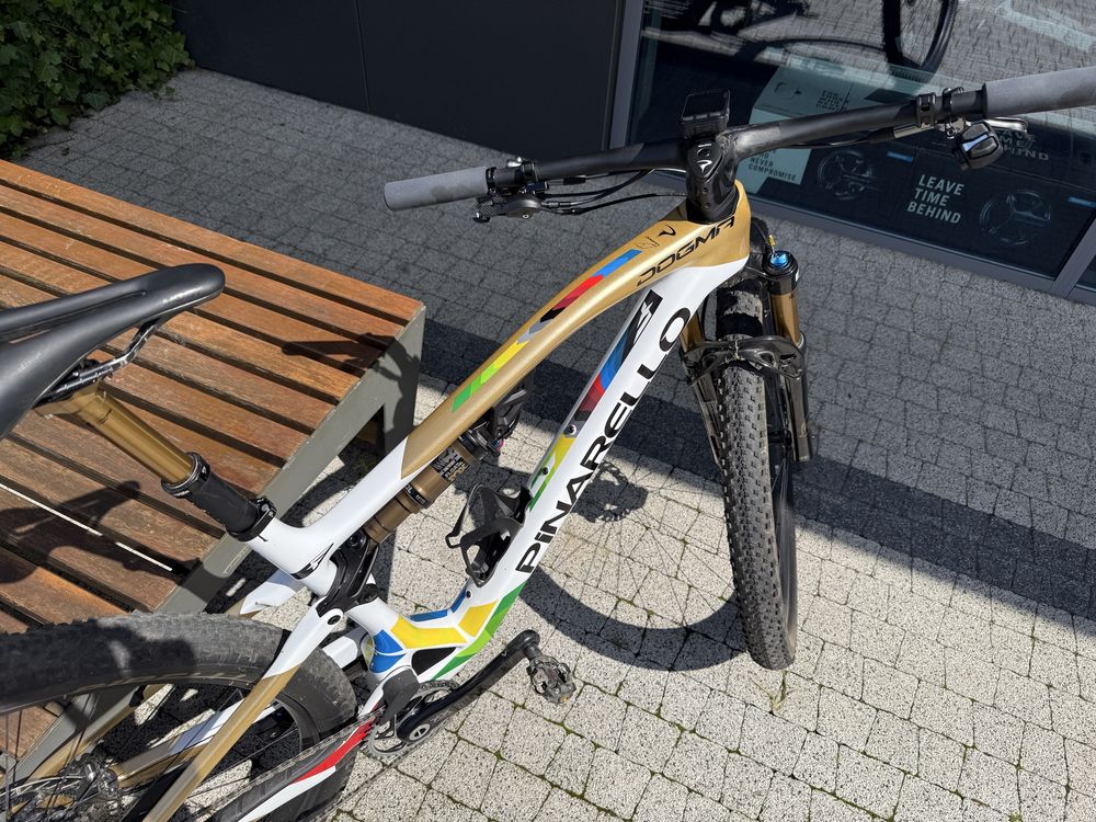 Pinarello Dogma XC roz. M Pure Gold DEMO