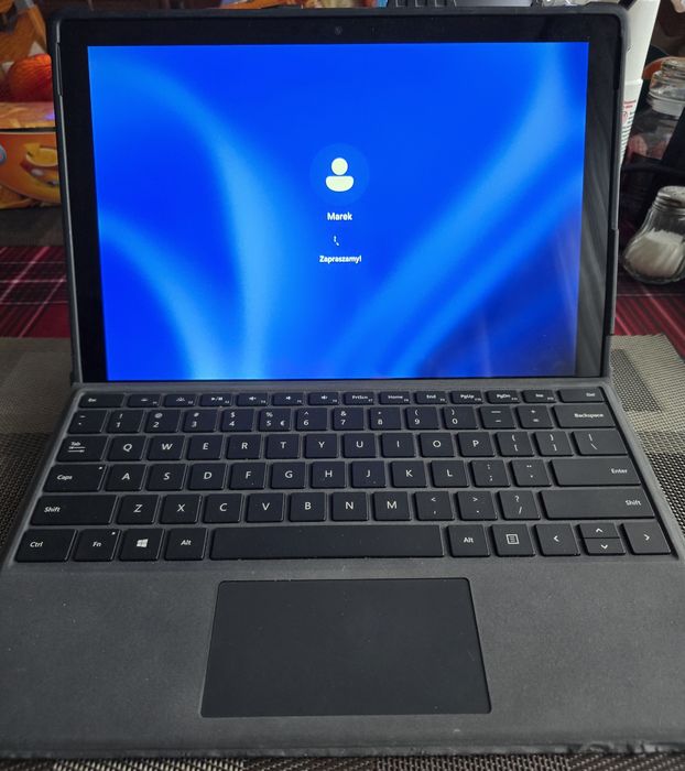 Surface Pro 6 klawiatura pancerne etui