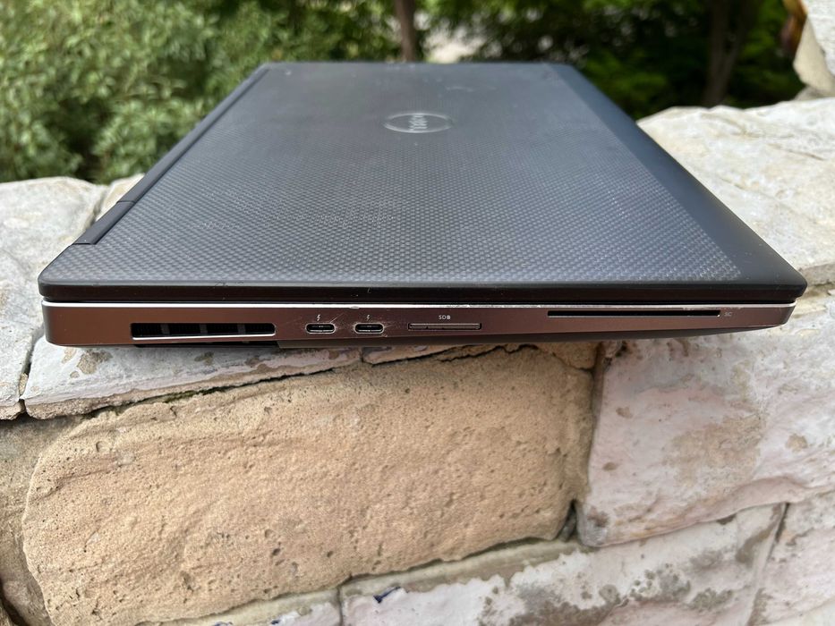 Dell Precision 7530 (15.6 FHD/ I5/ 16Gb/ 250nvme/ Bt/ Win10)