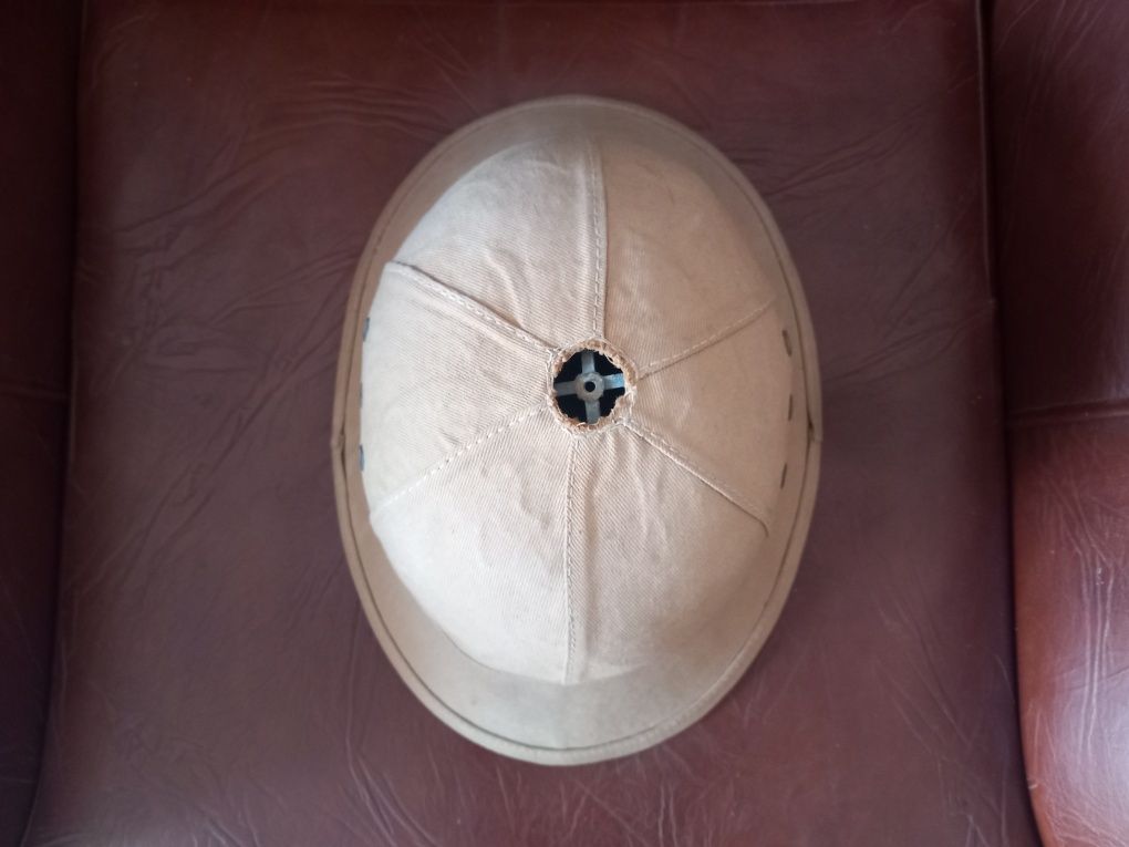 Chapéu  colonial.