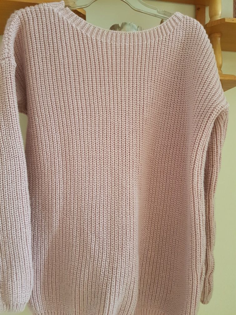 Sweter pudrowy róż