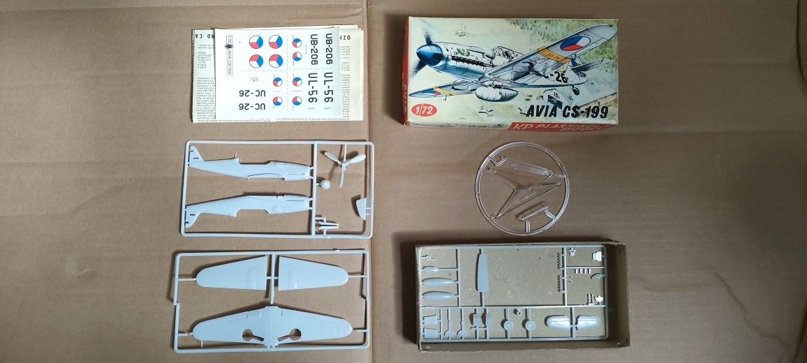 Model do sklejania 1/72 Aviva CS-199