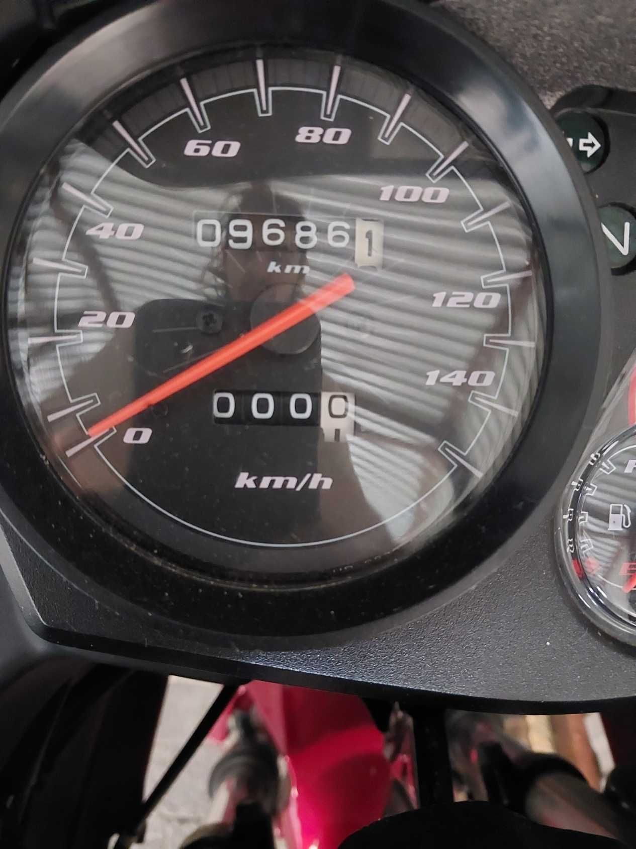 Motocykl Honda CBF 125