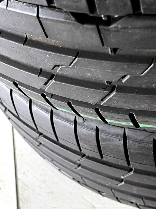 Pneus Hankook Ventus S1 Evo3 - 235/35/19 - Como NOVOS