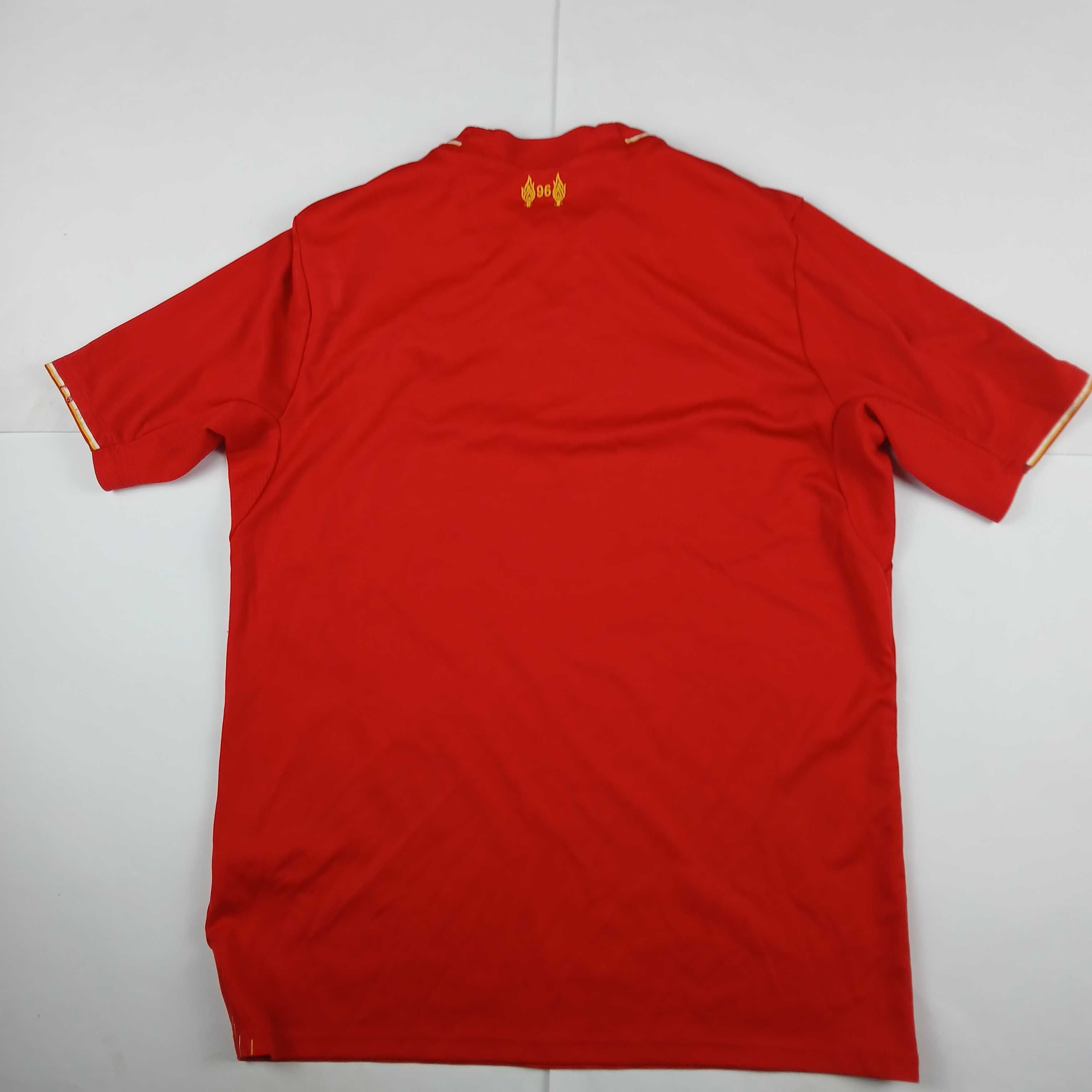 Koszulka sportowa Liverpool rozm : L 147-152 cm 12-14 Lat