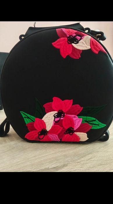 Torebka z Zary orginalna