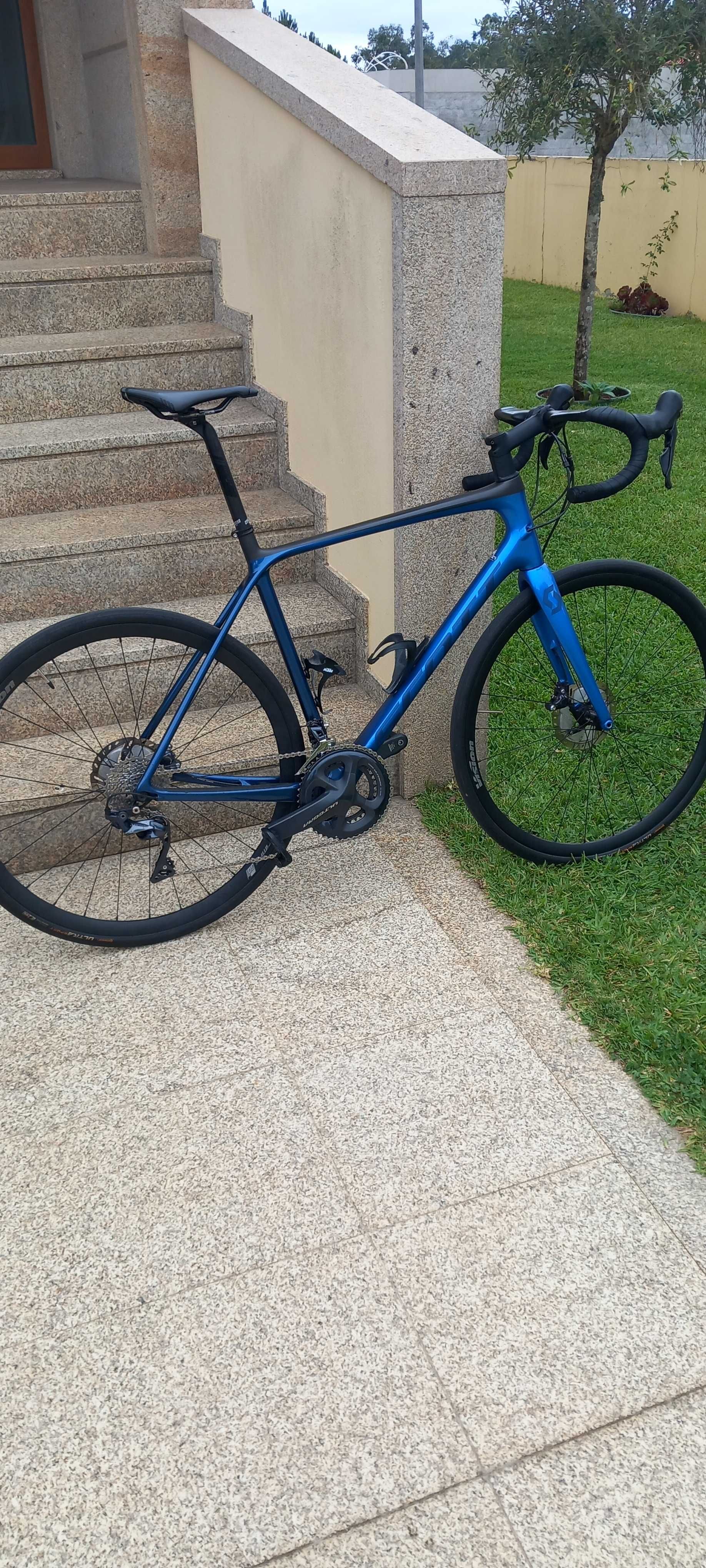 Bicicleta scott addict