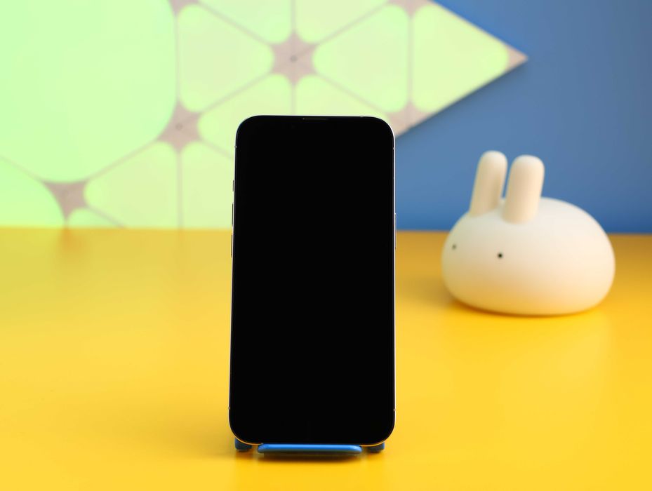 Смартфон Apple iPhone 13 Pro 128GB Silver (150899) Б/У З ГАРАНТІЄЮ