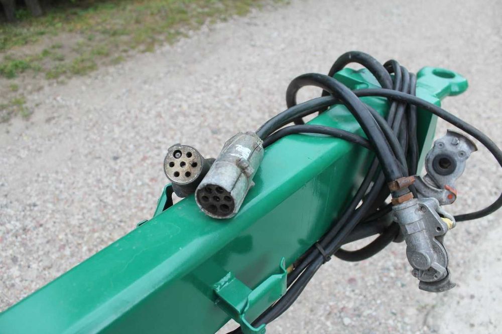 Przyczepa dłużyca dłużycowa do stali drutu słupów energetyka 4,5 Tony