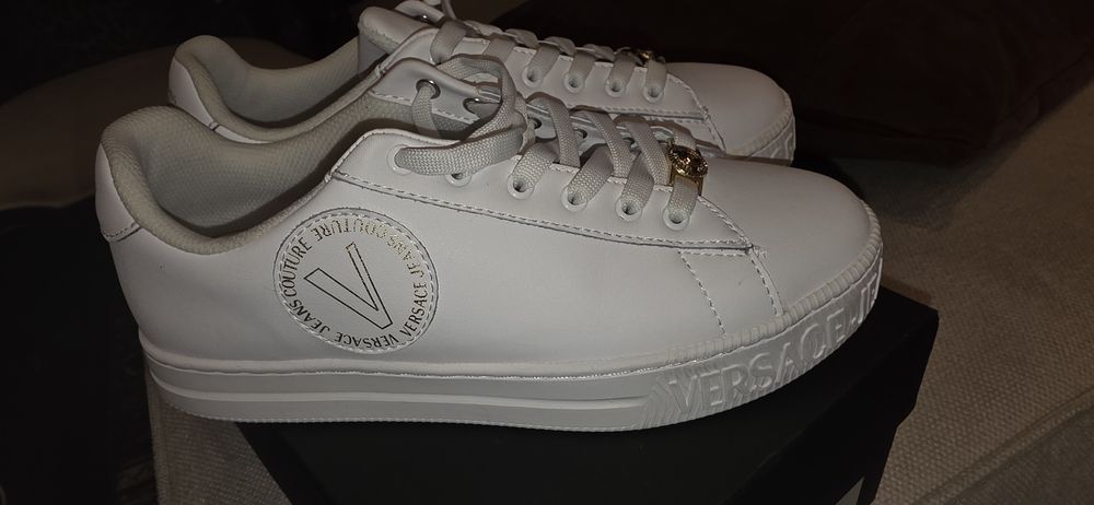 Sapatilhas Versace Jeans Couture 39 como novas