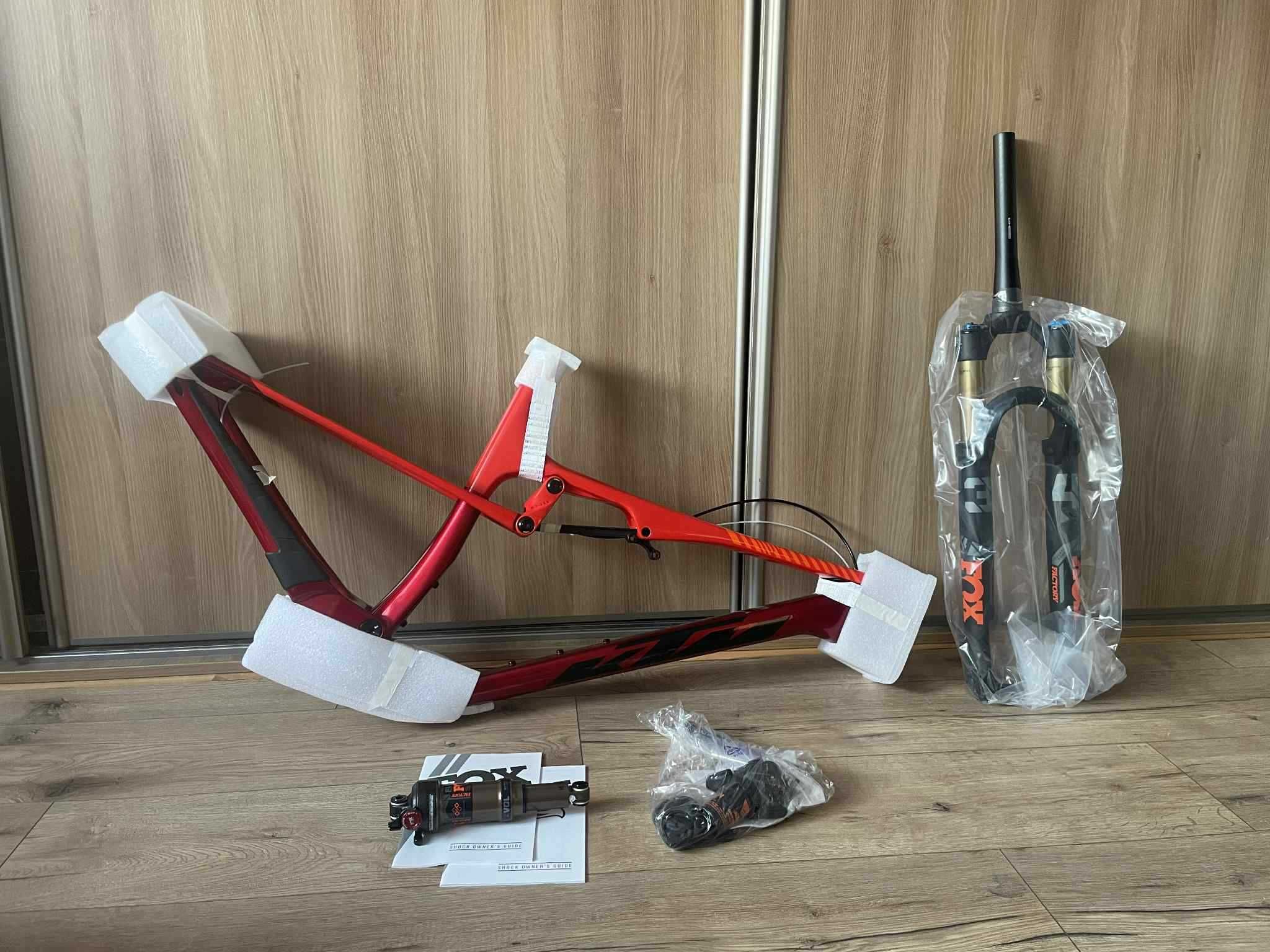 Nowa Rama i amortyzacja KTM Prime LTD chrome red FOX S L Kashima