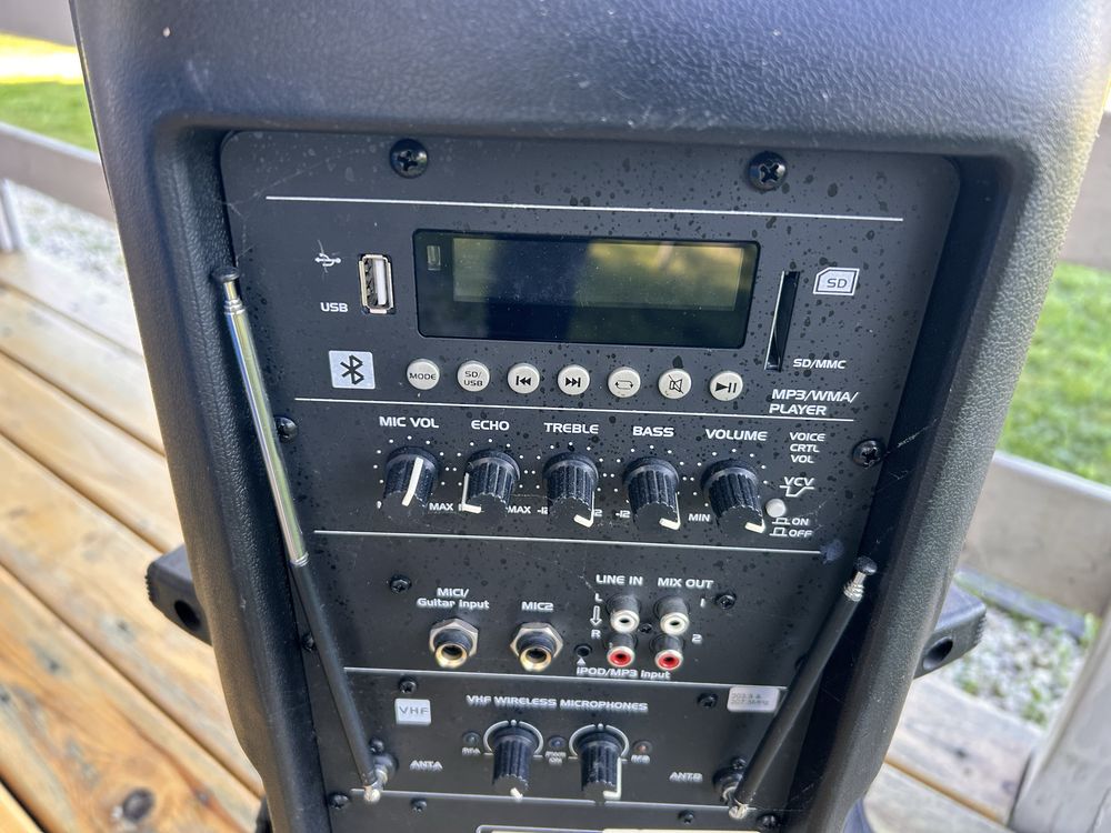 Ibiza sound model Port225VHF-BT uszkodzony