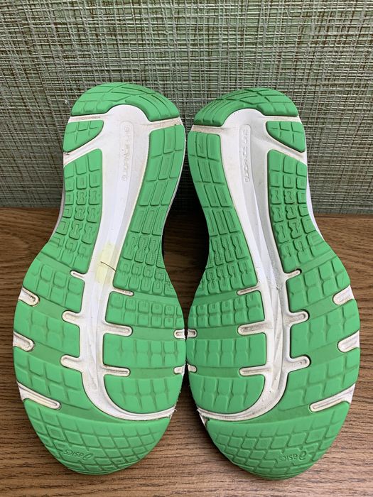 Оригінальні кросівки “Asics Gel-cumulus “