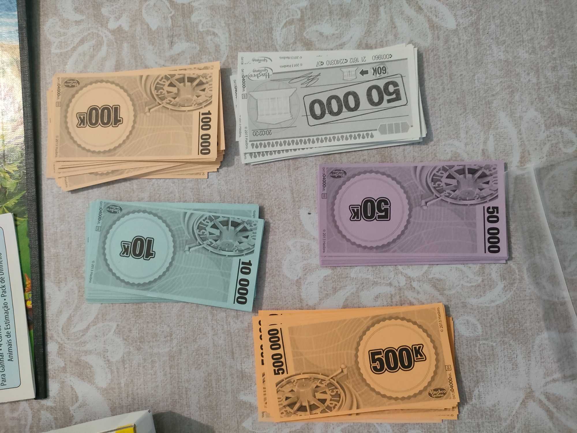 Jogo de tabuleiro. O Jogo da Vida.