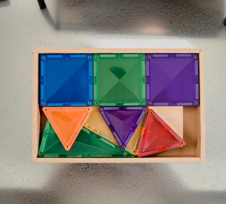 Klocki magnetyczne Connetix Rainbow 24 el. – bezpieczne, edukacyjne