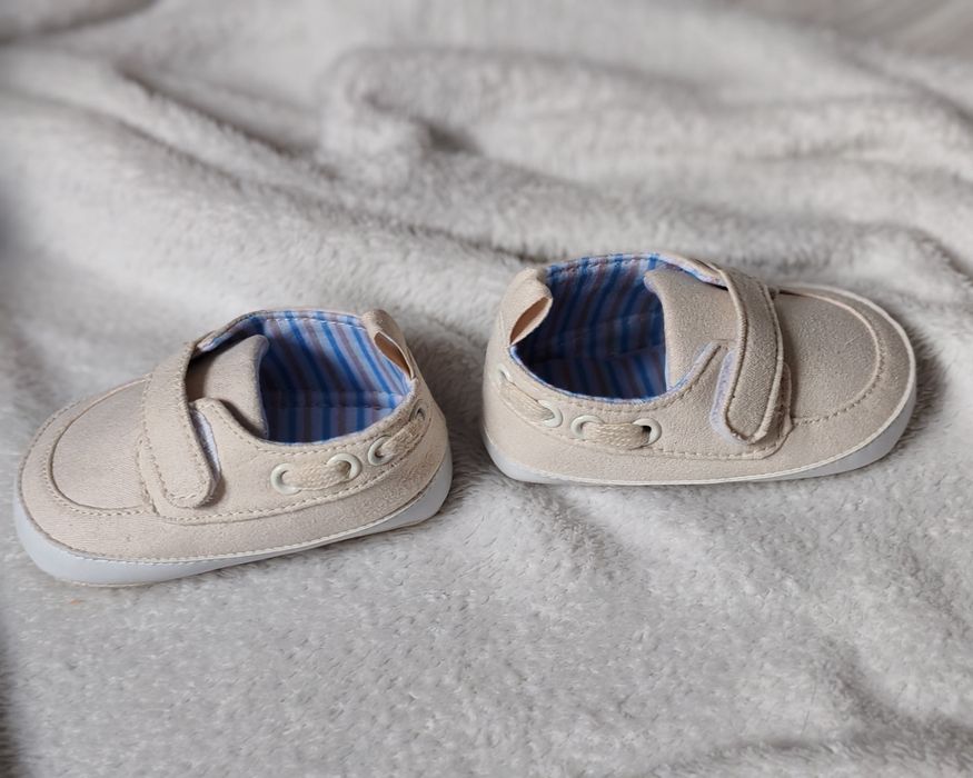Buty do chrztu, kremowe, beżowe, dla chłopczyka, eleganckie, na wesele