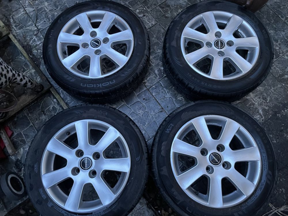 Felgi BORBET Opony zimowe NOKIAN WR 185/60 R15 88T EXTRA